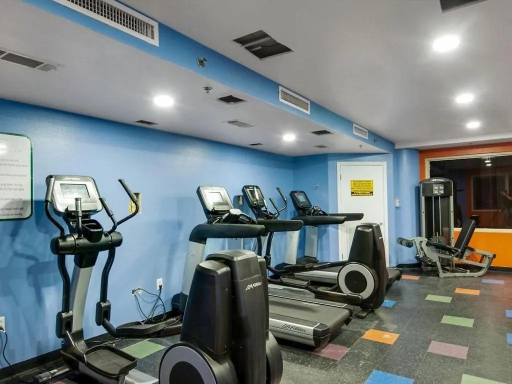 Shores Of Panama 1506, Perfect For A Great Couples Getaway! Free Fun! Reserved Parking Condo Panama City Beach Apartment