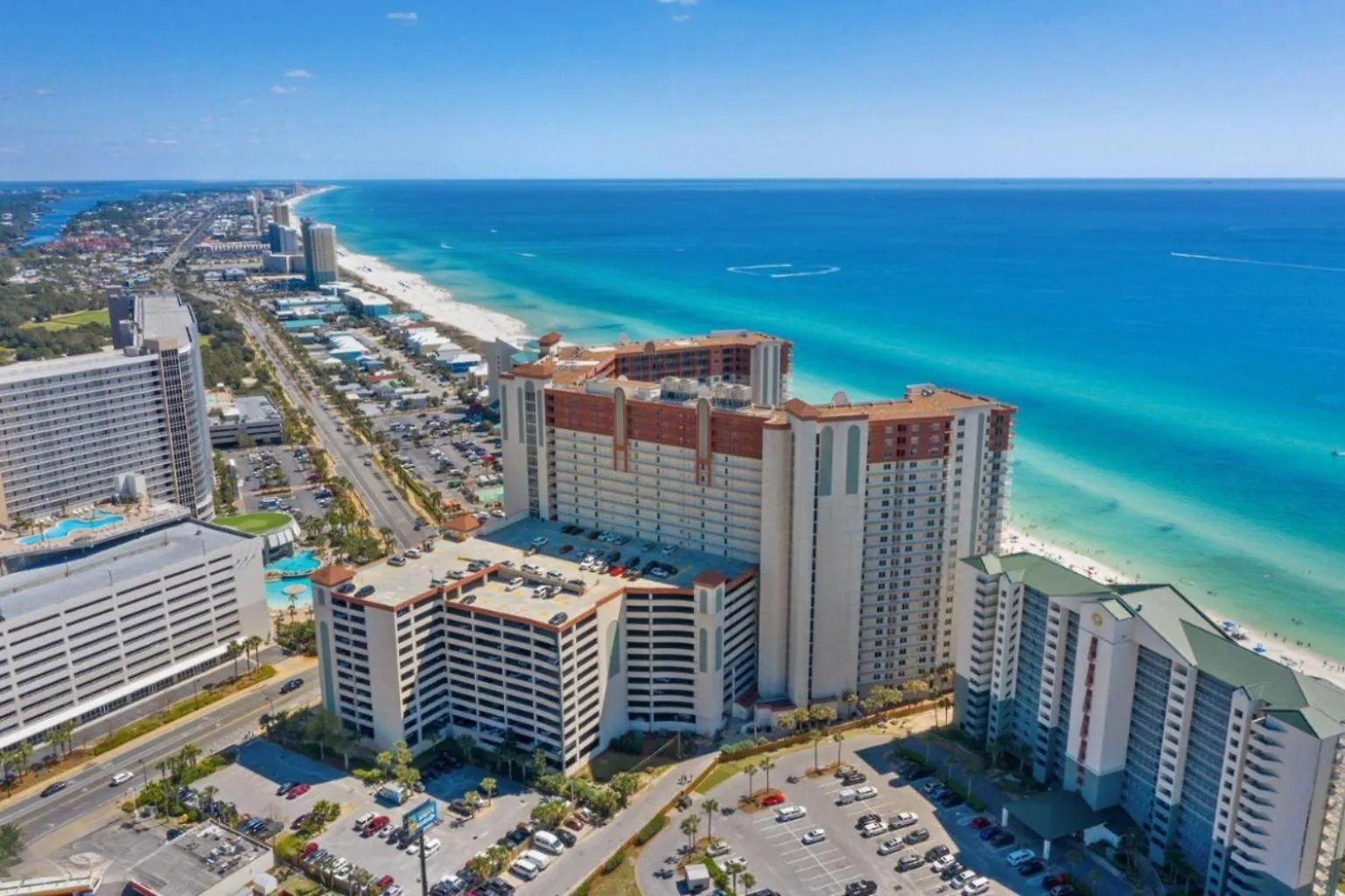 Apartment Shores Of Panama 1506, Perfect For A Great Couples Getaway! Free Fun! Reserved Parking Condo Panama City Beach
