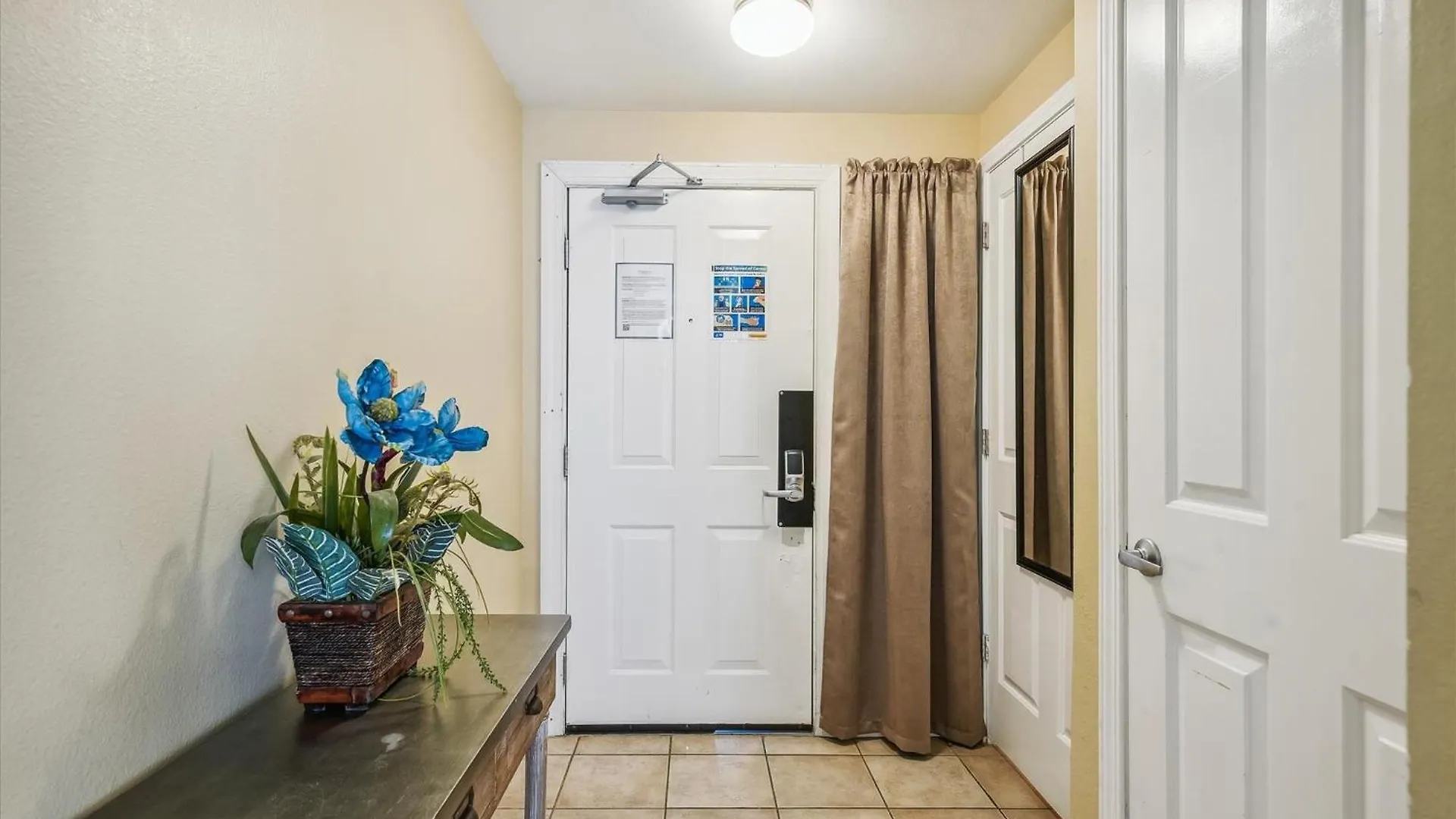 Apartment Shores Of Panama 1506, Perfect For A Great Couples Getaway! Free Fun! Reserved Parking Condo Panama City Beach United States