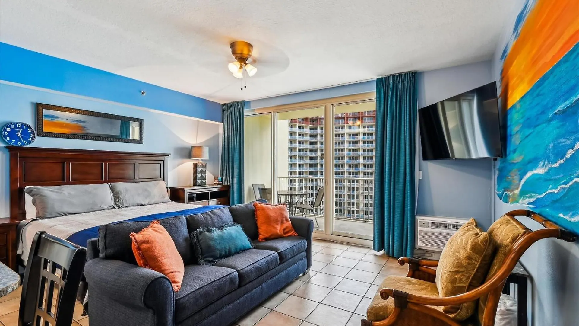 Shores Of Panama 1506, Perfect For A Great Couples Getaway! Free Fun! Reserved Parking Condo Panama City Beach