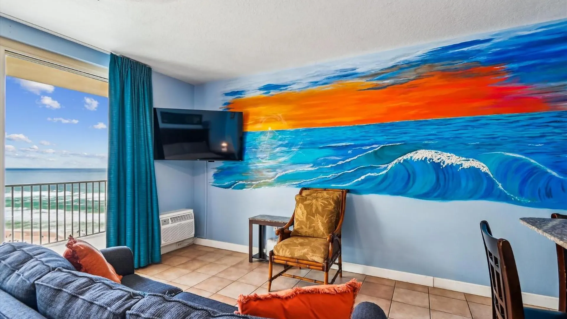 Shores Of Panama 1506, Perfect For A Great Couples Getaway! Free Fun! Reserved Parking Condo Panama City Beach Apartment